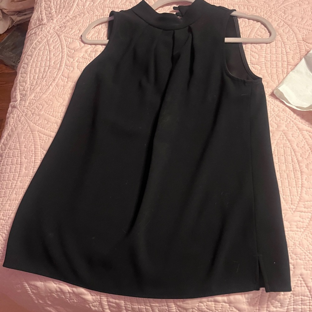 Black Sleeveless Top